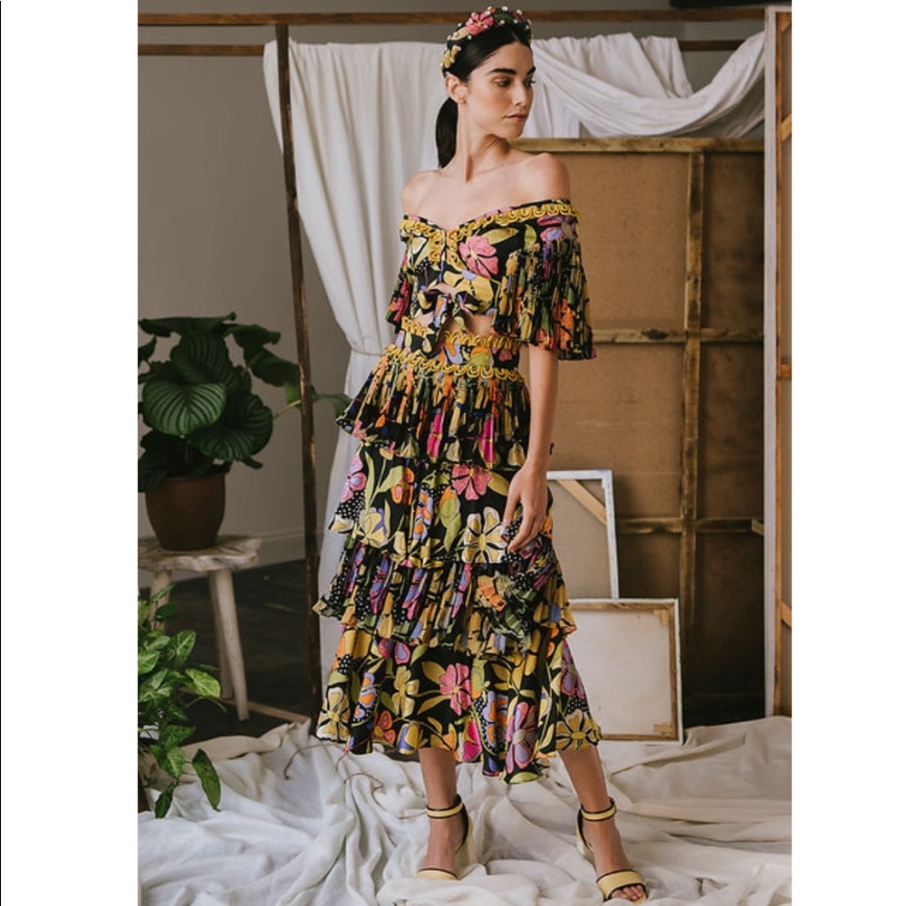 Celia B Pasiflora skirt in size medium. Only worn once!